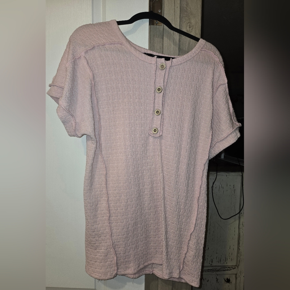 Like NEW/Good Condition Heimish Top Size-1X